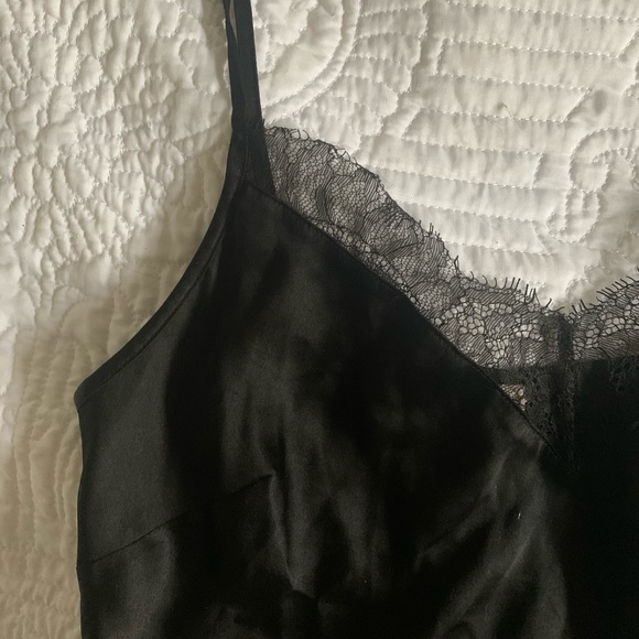 Victoria’s Secret Satin Cami XS Lace - Picture 3 of 4